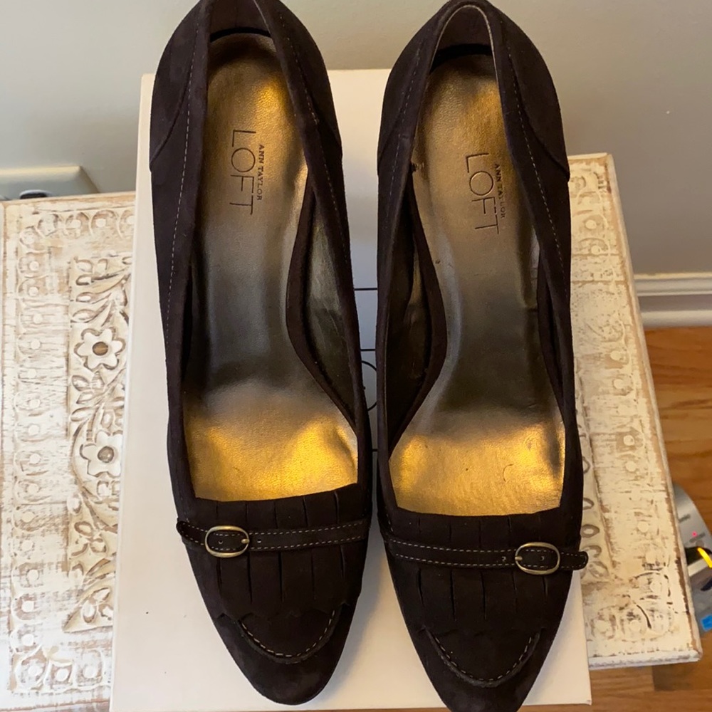 Suede heels - Picture 2 of 10